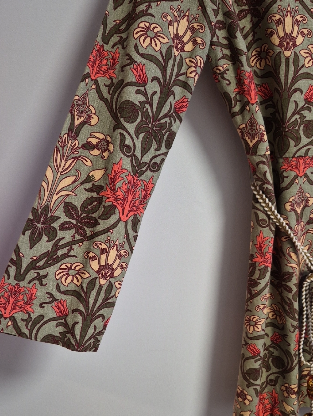 Zara dress - Picture 9 of 9